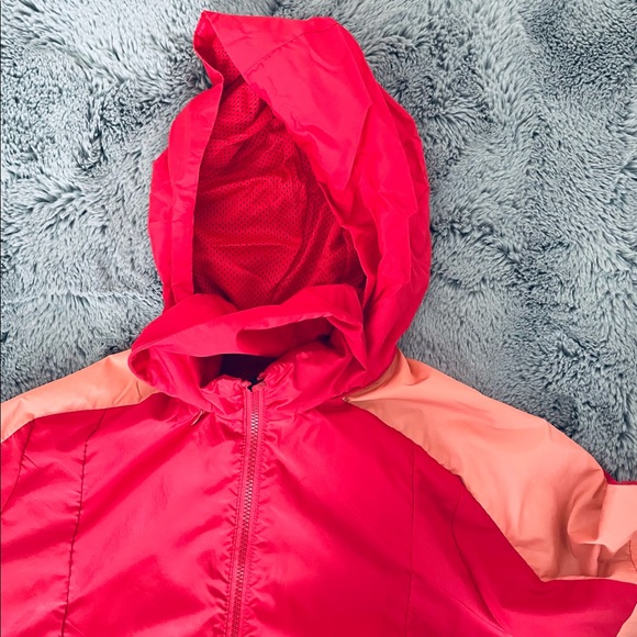 Adidas windbreaker with hidden hood in the collar size medium - Picture 4 of 5
